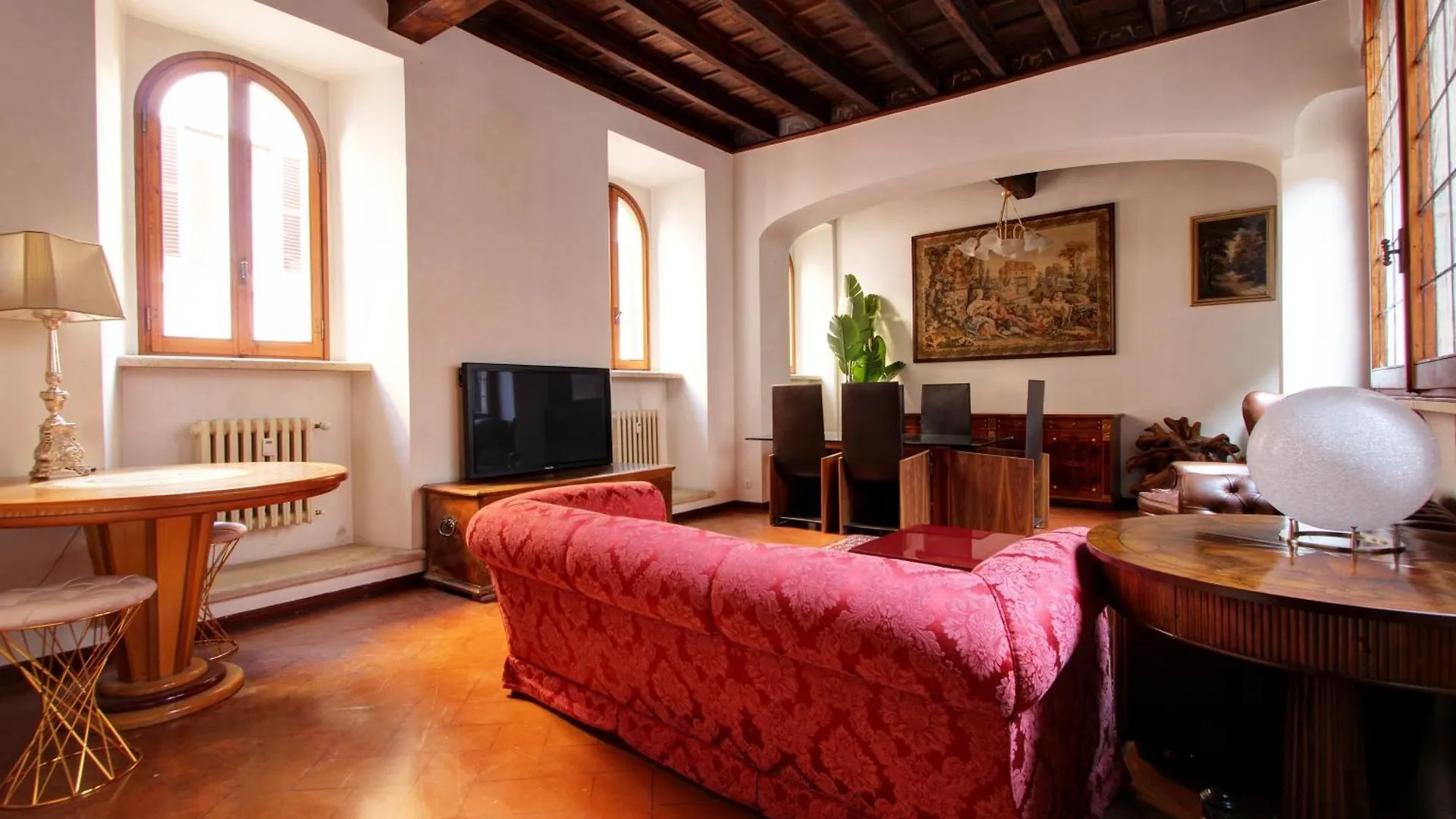 Apartment Roma Centro Storico - Palazzo Avila '500 Italy