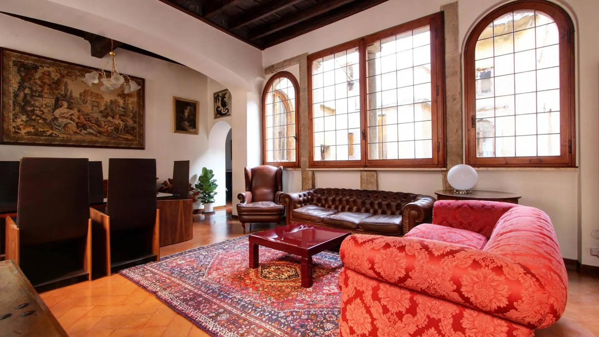 Roma Centro Storico - Palazzo Avila \'500 contacts